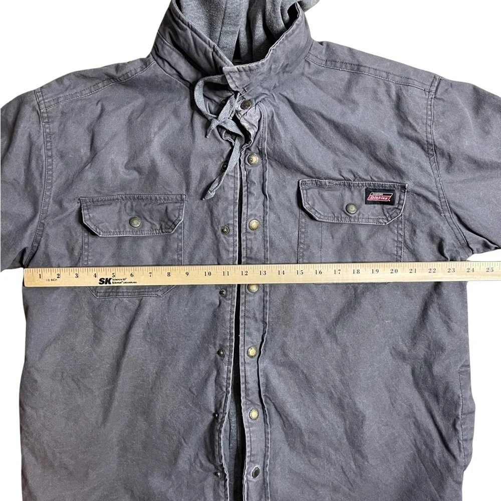 Dickies men grungy tattered barn chore flawed full zip/ button  lined jacket LG